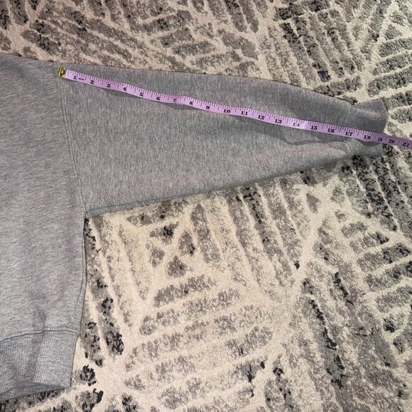 Urban Outfitters Small Cropped Crewneck Sweatshirt Tree Living Wisely Gray - Picture 6 of 11